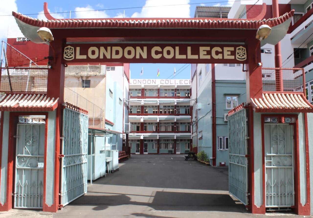 pls take pic of the school